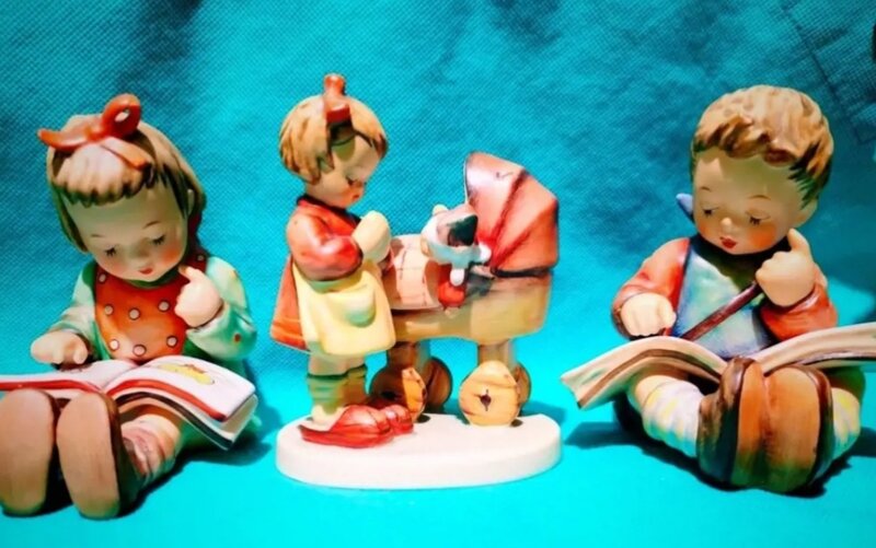 Trei figurine Hummel Goebel W. Germany
