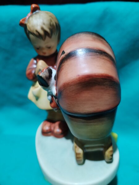 Trei figurine Hummel Goebel W. Germany