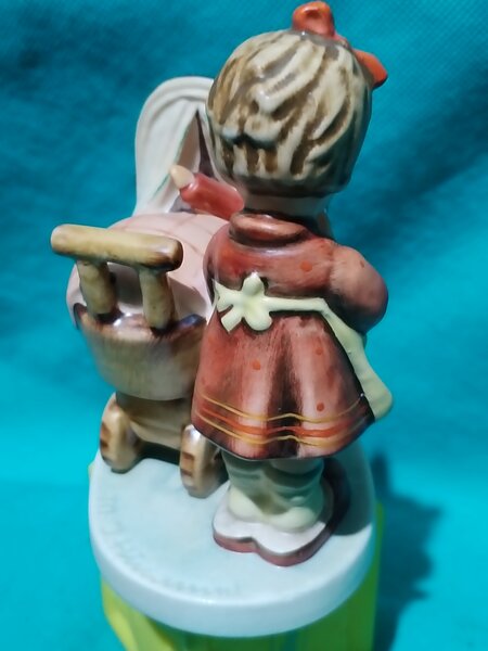 Trei figurine Hummel Goebel W. Germany