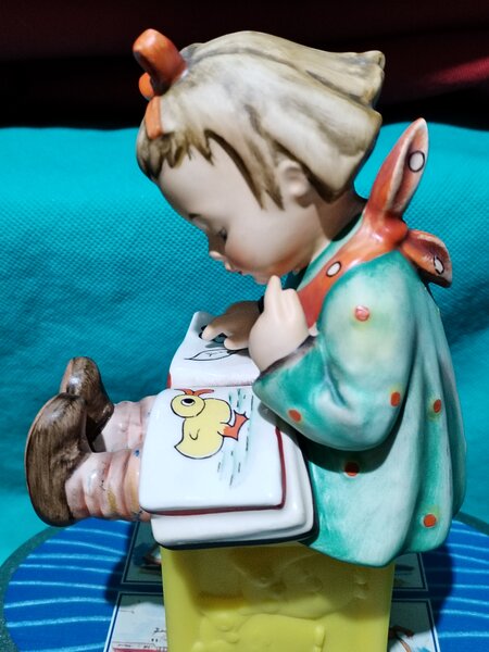 Trei figurine Hummel Goebel W. Germany